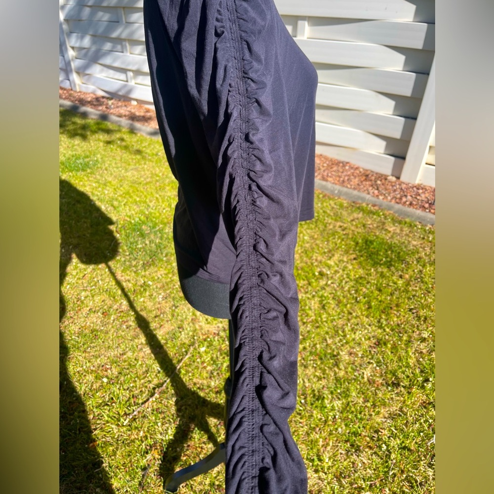 Athleta Black Cinch Long Sleeve